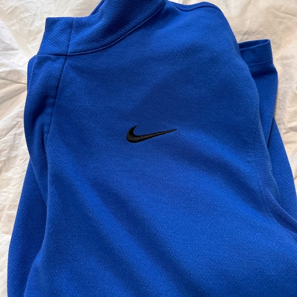 Nike quarter zip - Picture 2 of 6